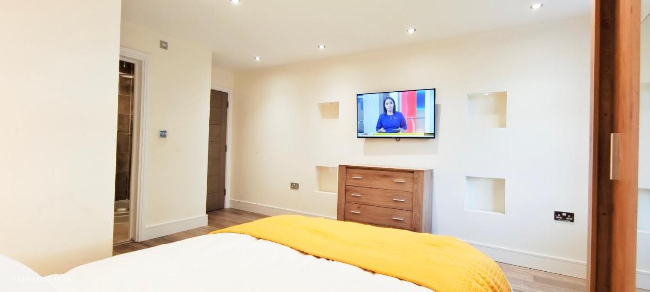 First Floor Flat 1 Northwood Apartman London Kültér fotó